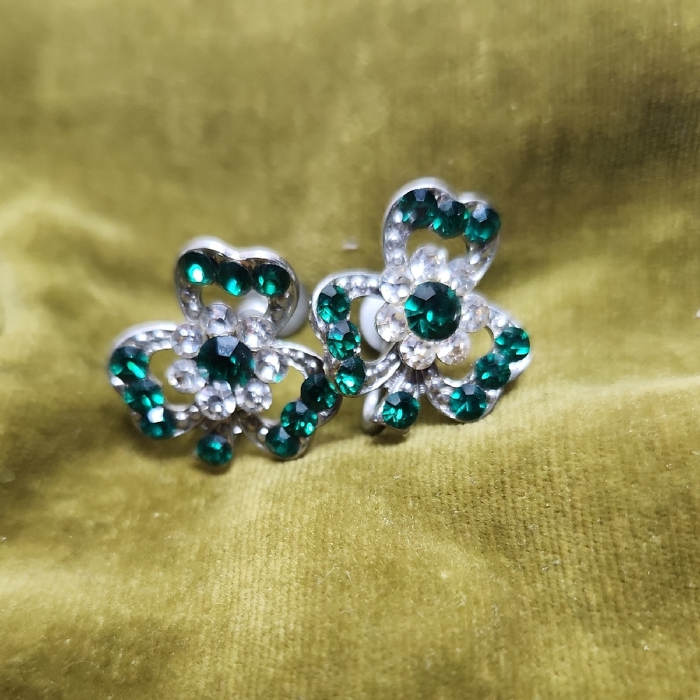 Vintage Midcentury Silver & Green Shamrock Screw Back Earrings